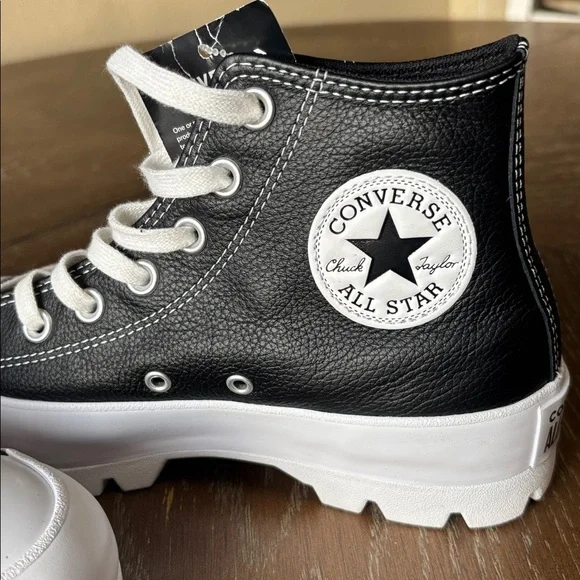 Converse Chuck Taylor All Star Lugged Leather Platforms Sneakers 567164C - Picture 11 of 13